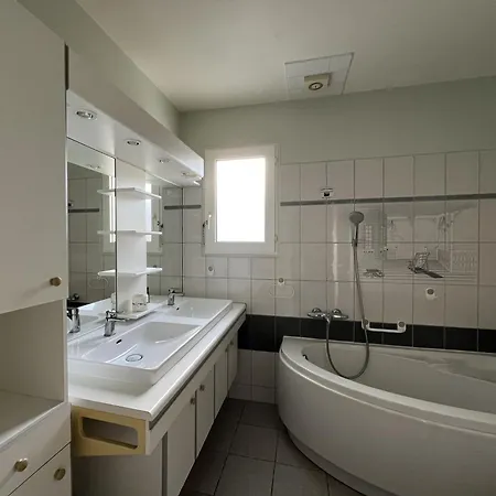 Maison La Rabouillere Avec Jardin Arbore 別荘 *