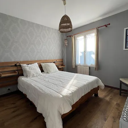 Maison La Rabouillere Avec Jardin Arbore 別荘 *